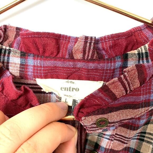 Entro Maroon Plaid Ruffle Detail Button Down - Picture 3 of 8